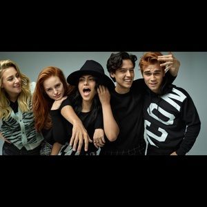 Meet your Posher, Karly